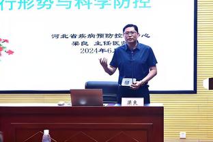 萨顿：曼联球员懒于跑动，他们的更衣室挤满了自以为是的人